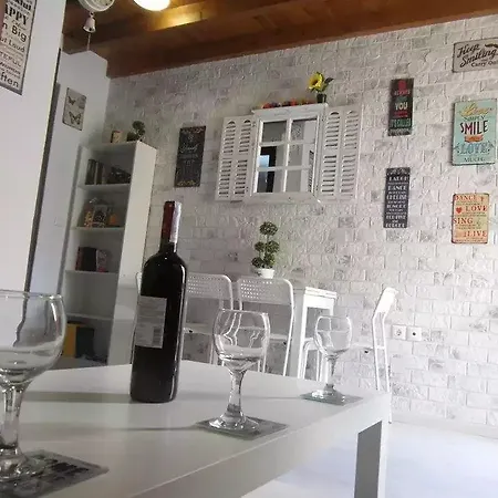 Apartamento The White House Of Rhodes *